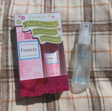 
FIANCEE  BODYMIST  PURE SHAMPOO
(フィアンセボディミスト ピュアシャンプー)

ｰｰｰ香水大好きなおいらのお気に入り第3弾ｰｰｰ


🌸FIANCEE  PURE SH