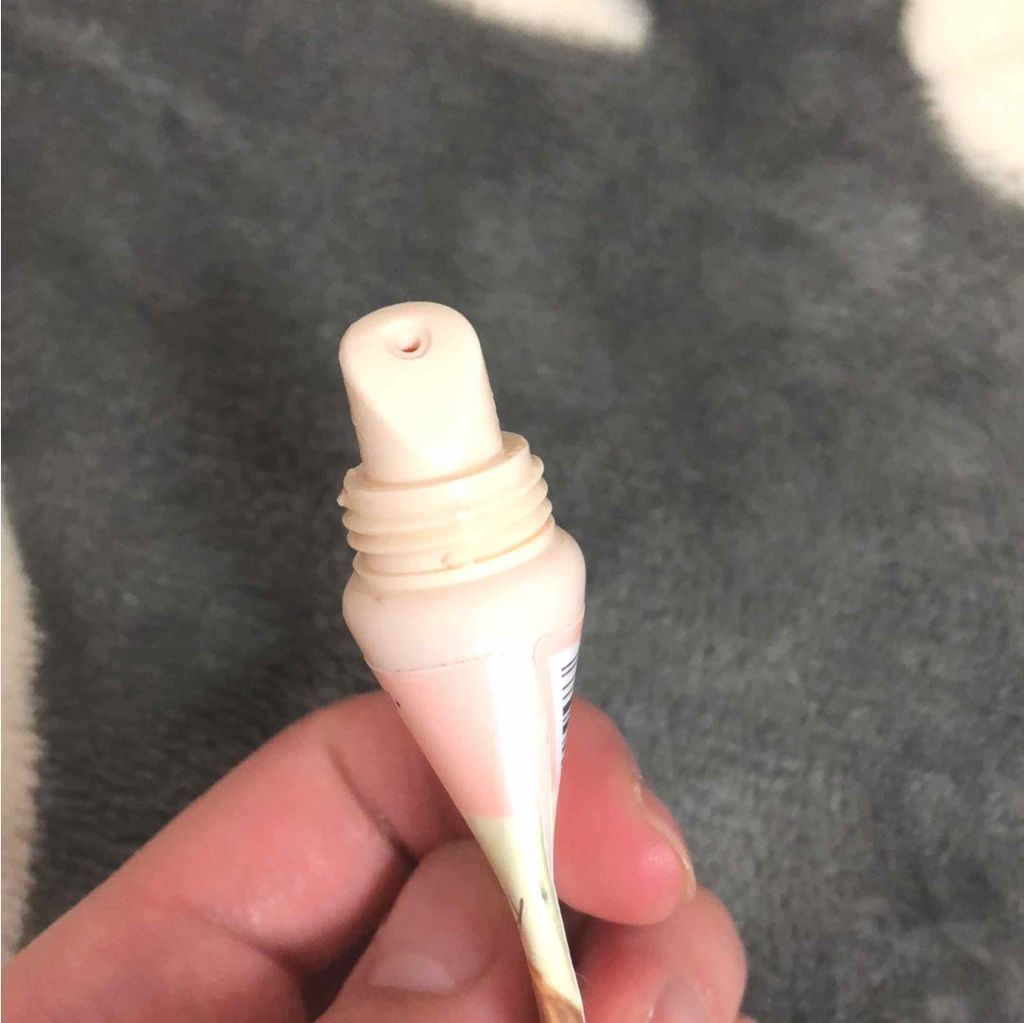 キスフル リップケア エッセンス/ETUDE/リップケアを使ったクチコミ（2枚目）