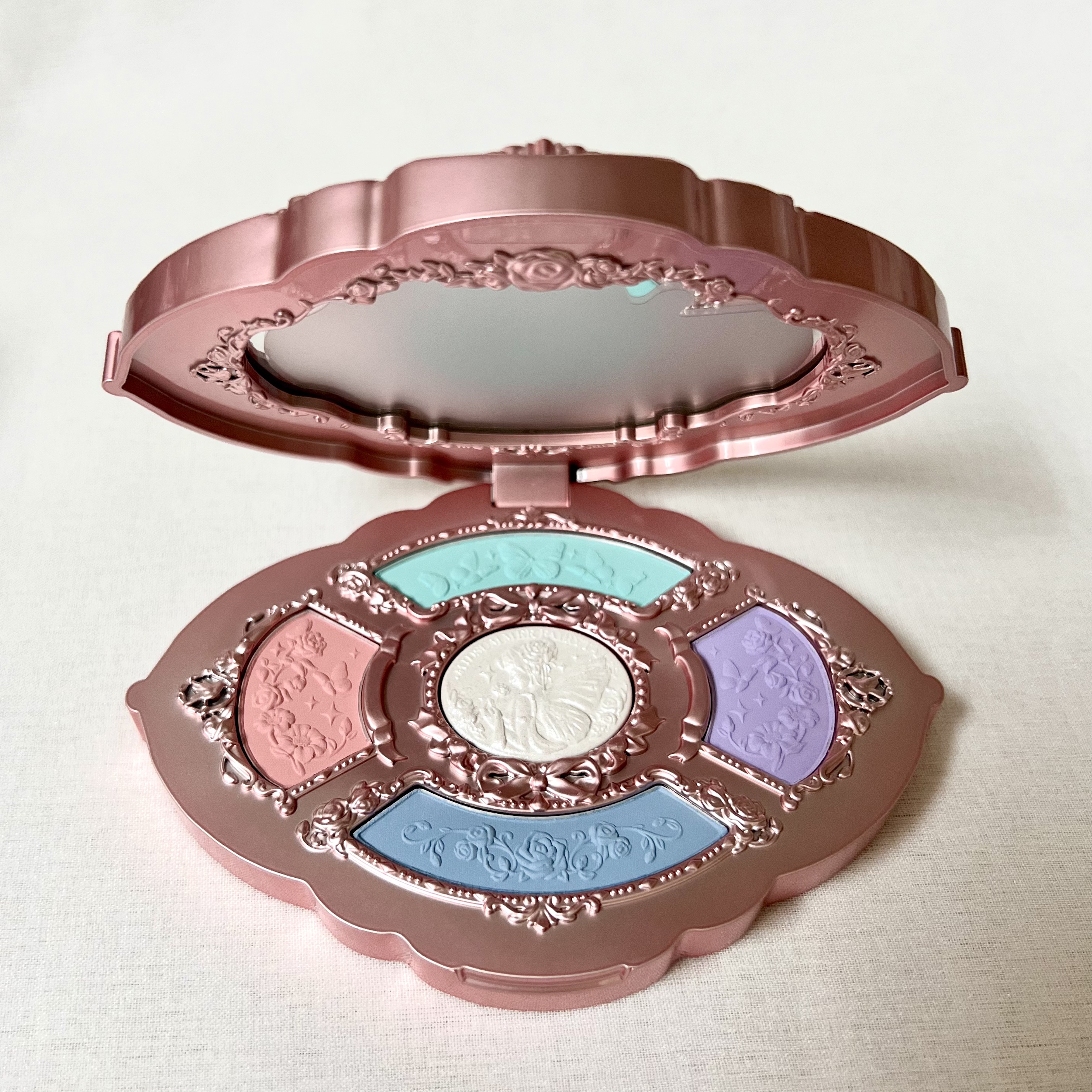 ミッドサマーフェアリーテイルズコレクション 5色アイシャドウパレット/FlowerKnows/アイシャドウパレットを使ったクチコミ（2枚目）