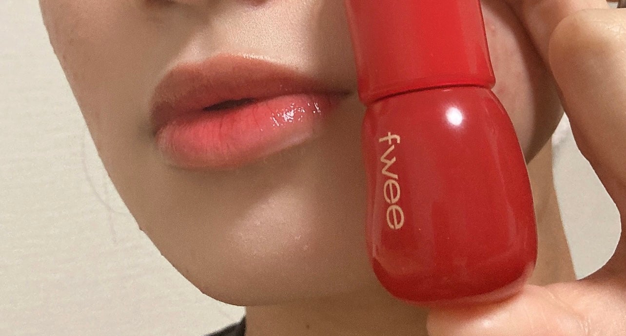 フィー 3Dボリューミンググロス/fwee/リップグロスを使ったクチコミ(4枚目)