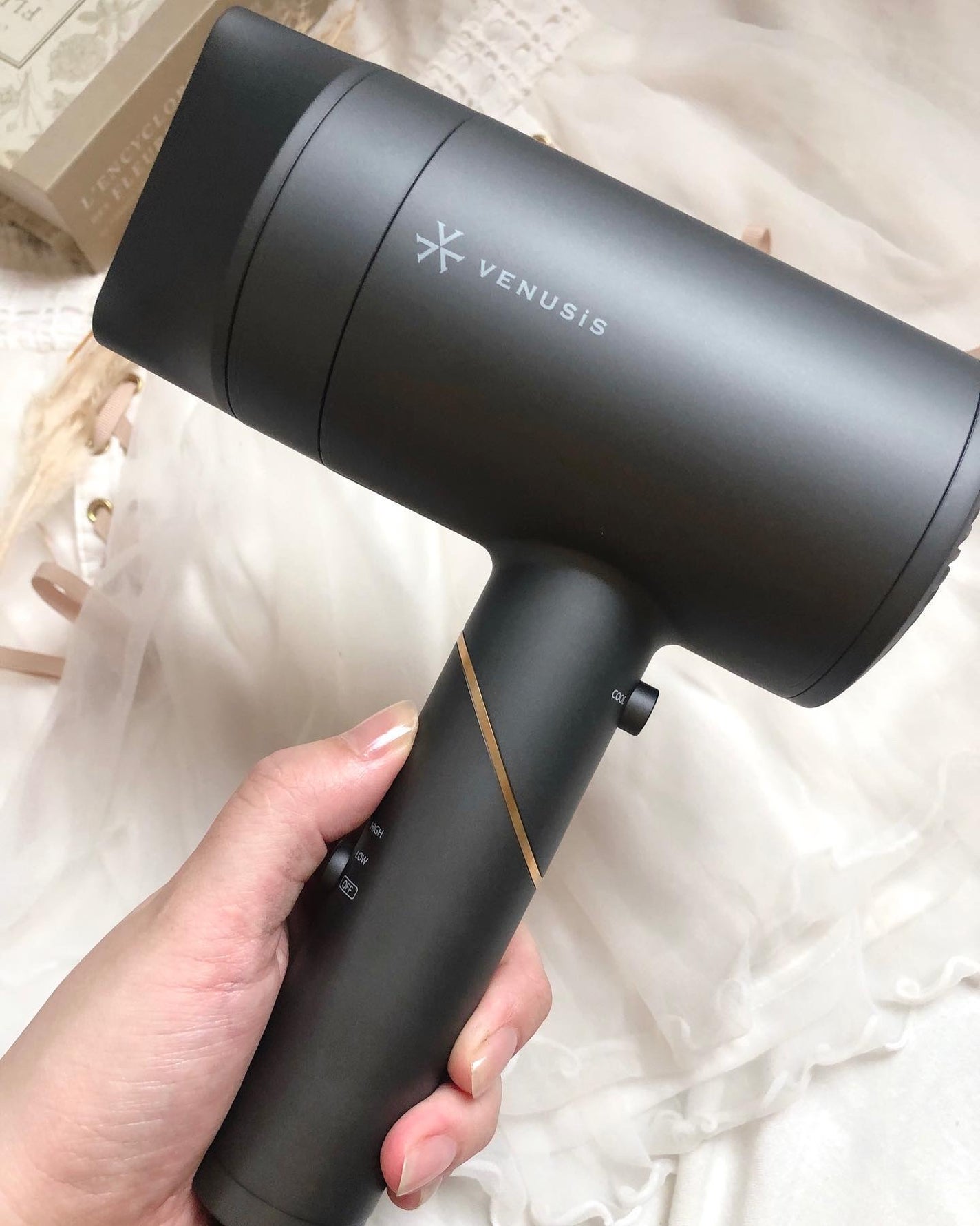遠赤イオンドライヤーVDC-5100/VENUSiS/ドライヤーを使ったクチコミ(1枚目)