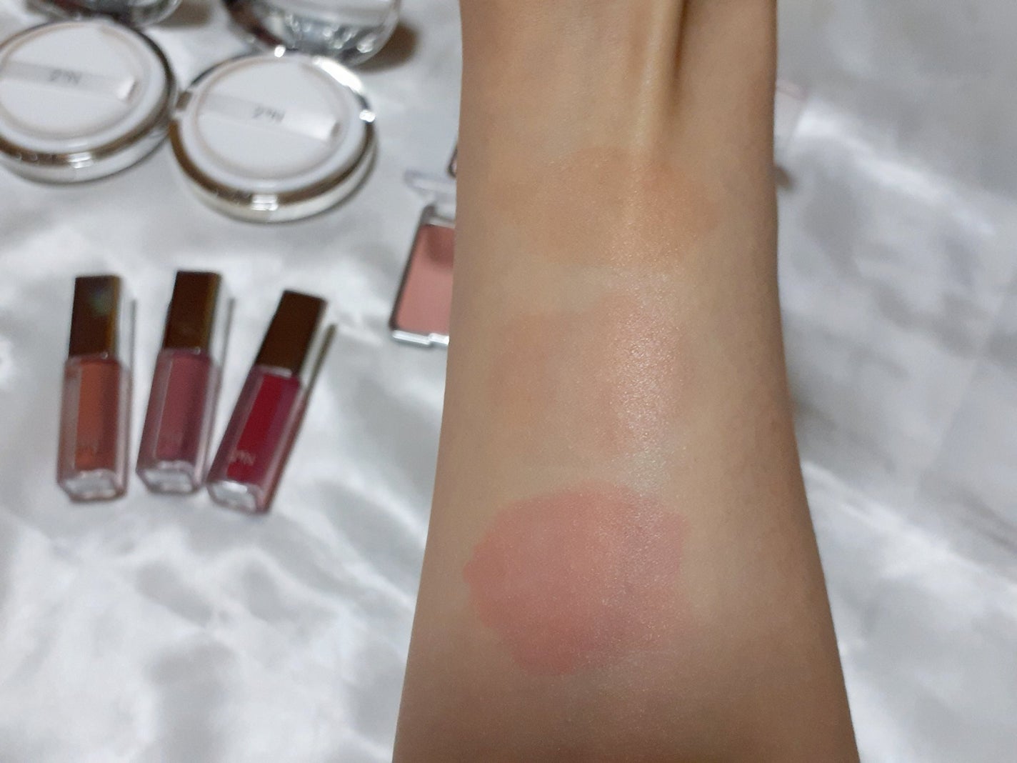 グリーミングテンションパクト/2aN/クリーム・エマルジョンファンデーションを使ったクチコミ(8枚目)