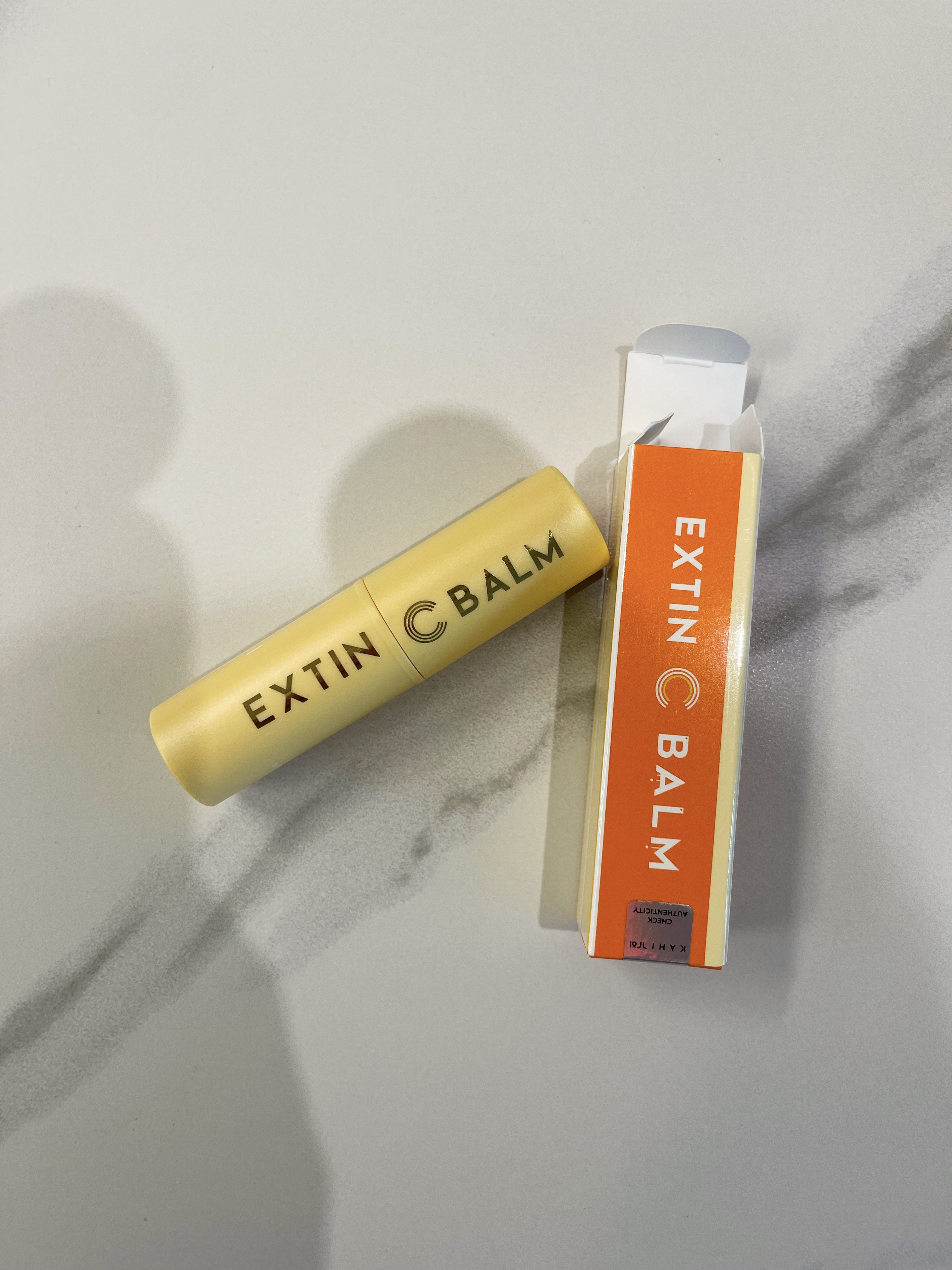 エクスティンCバーム/KAHI/フェイスバームを使ったクチコミ（1枚目）