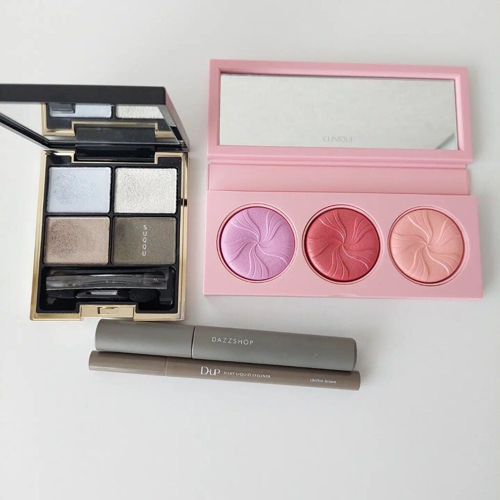 みみ on LIPS 「SUQQUデザイニングカラーアイズ09涼月ラメと透明感のあるブ..」(4枚目)