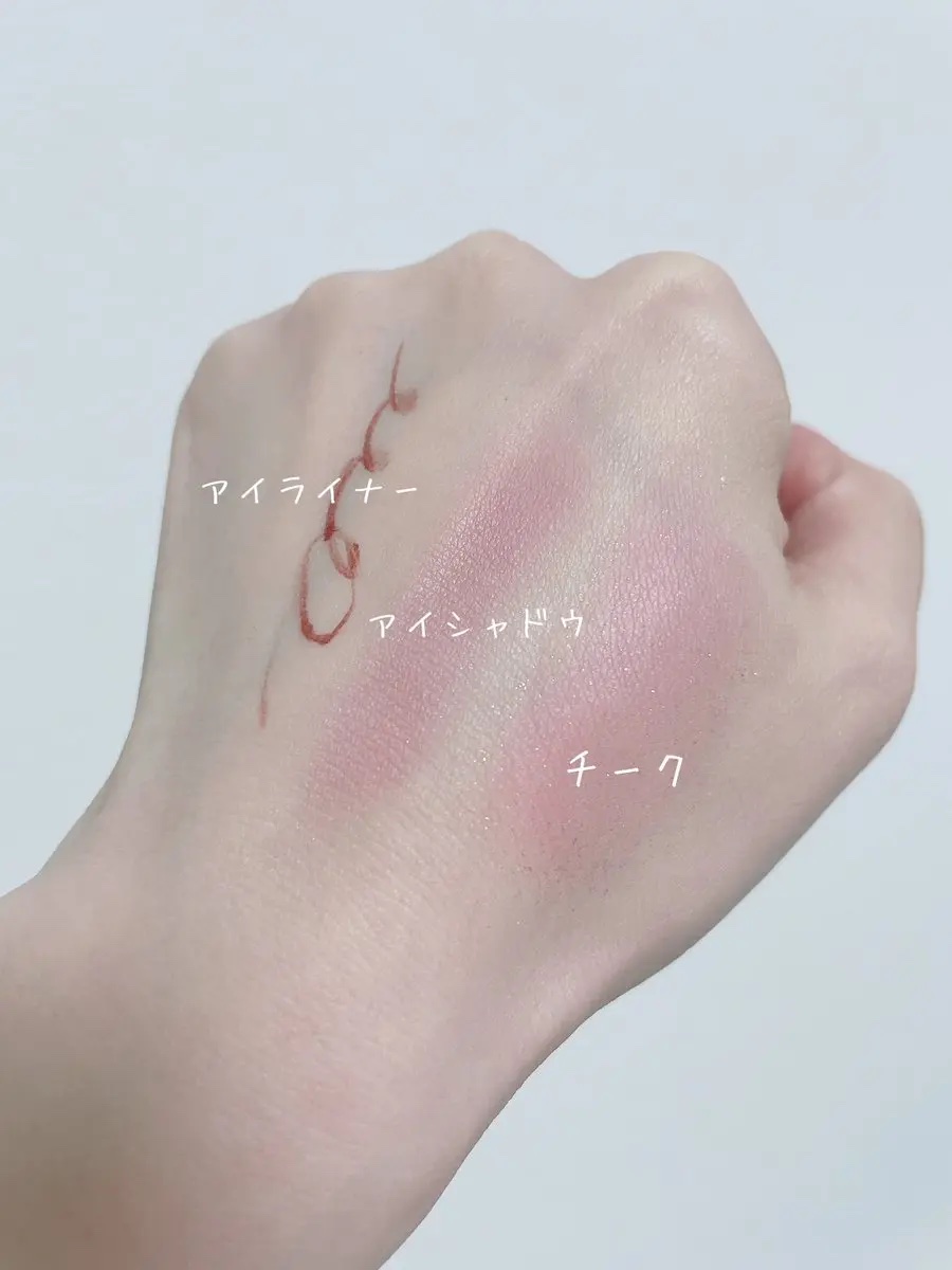 SELF BEAUTY ユニコーンメイクアップシールドフィックスミストのクチコミ「さらっとヨレに強い

セルフビューティー
ユニコーンシールドフィクサー


メイクキープミスト.....」（2枚目）