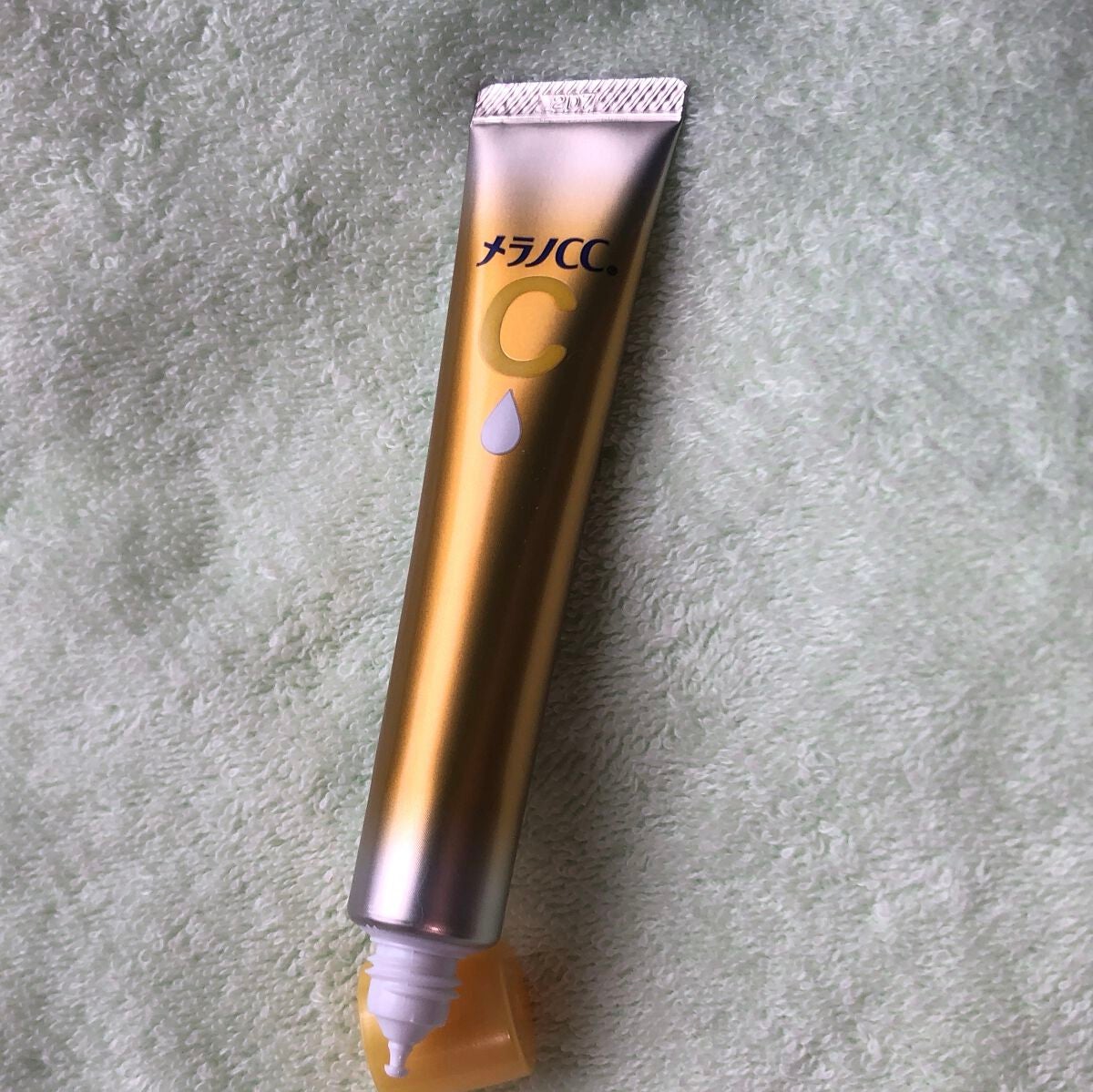 薬用しみ集中対策 プレミアム美容液/メラノCC/美容液を使ったクチコミ(4枚目)