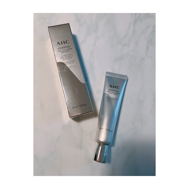 エッセンシャル リアル アイクリーム フォーフェイス/AHC/アイケア・アイクリームを使ったクチコミ(1枚目)