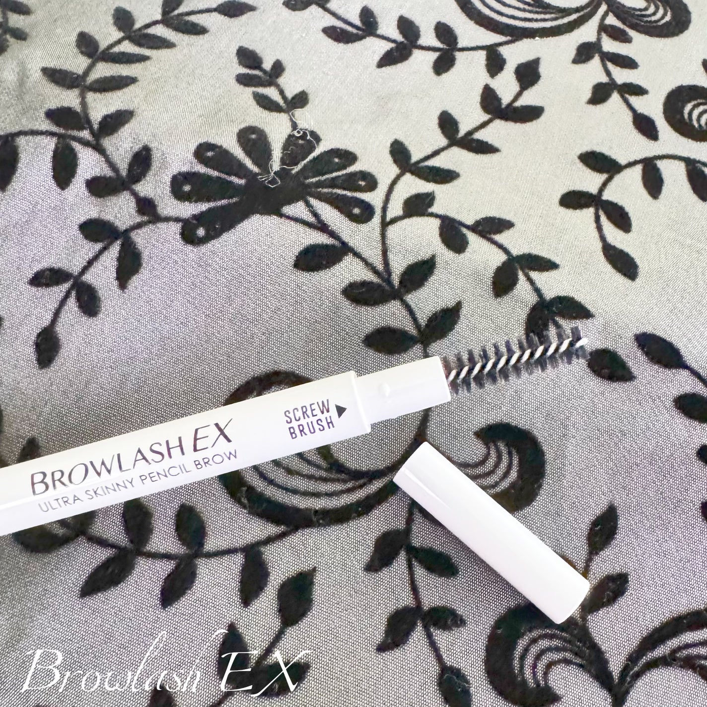 ブロウラッシュEX ウルトラスキニーペンシルブロウ N/ブロウラッシュ/アイブロウペンシルを使ったクチコミ(3枚目)