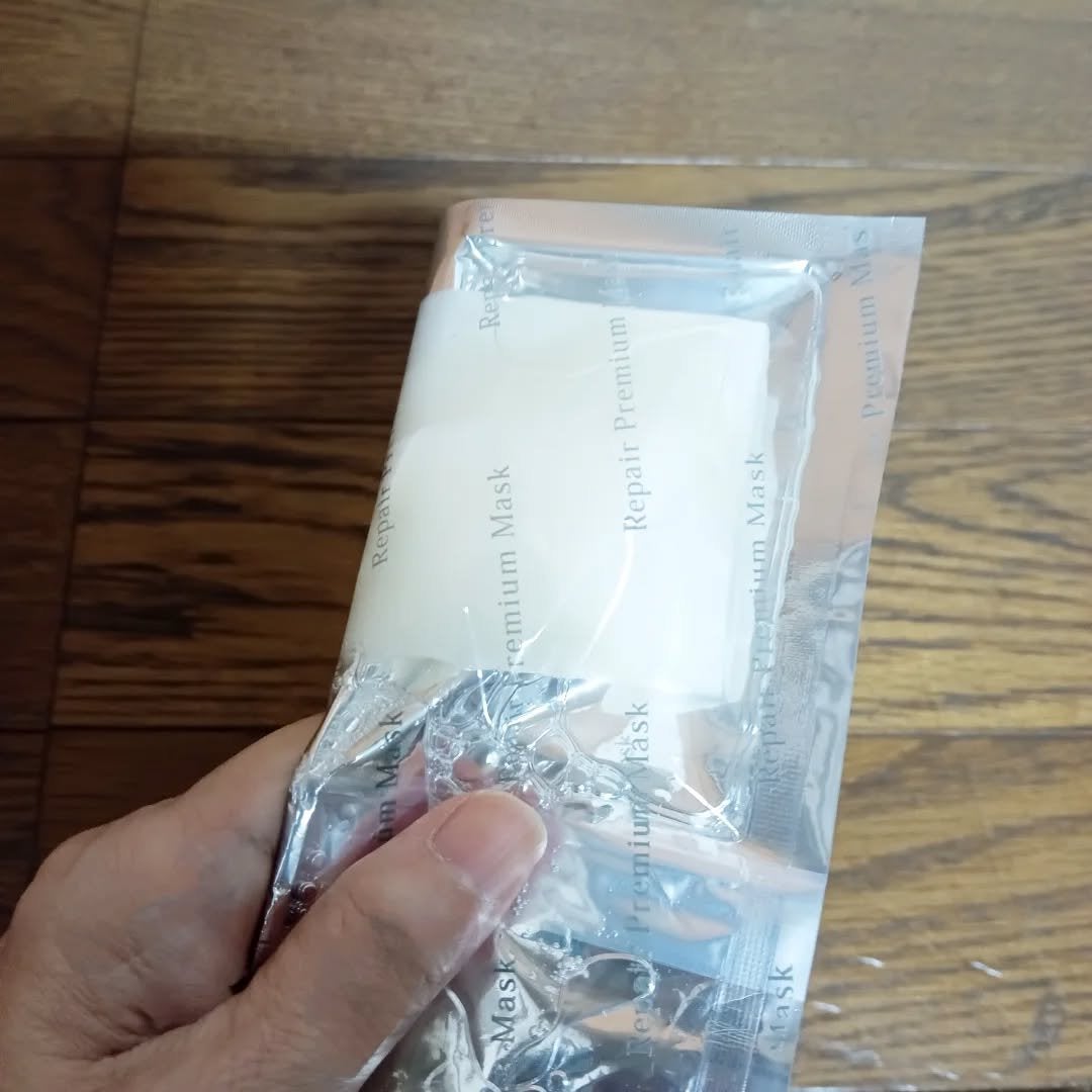 リソウ リペアプレミアムマスク/リソウコーポレーション/シートマスク・パックを使ったクチコミ(4枚目)