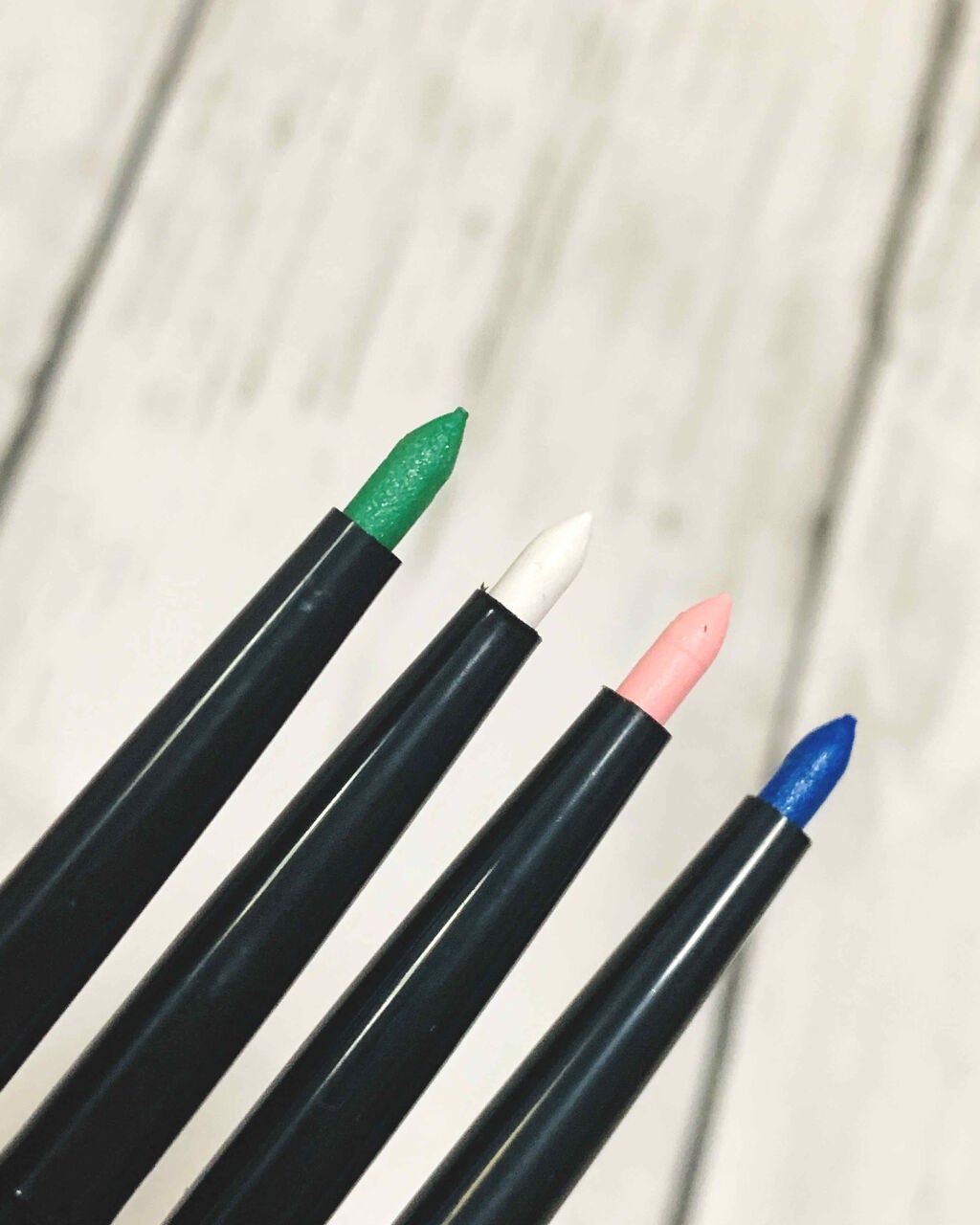 カラーアイライナー/キャンドゥ/ペンシルアイライナーを使ったクチコミ(3枚目)