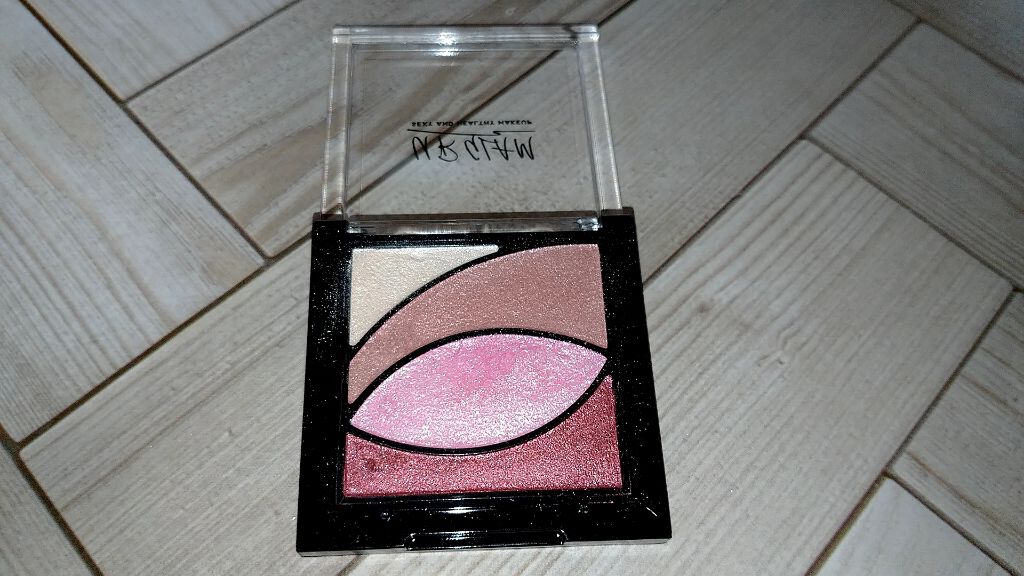 UR GLAM　VELVET EYE COLOR PALETTE/U R GLAM/アイシャドウパレットを使ったクチコミ（2枚目）