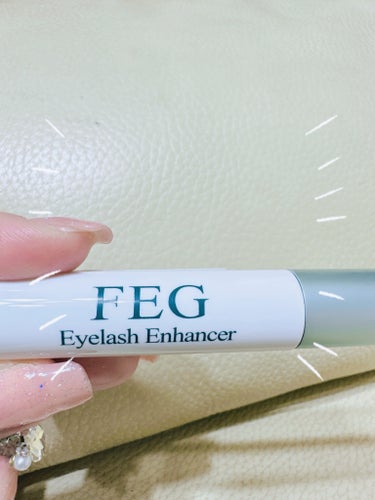 FEG FEG  Eyelash  Enhancerのクチコミ「✼••┈┈••✼••┈┈••✼••┈┈••✼••┈┈••✼

自まつ毛に魔法をかけましょう！♥.....」（3枚目）