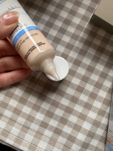 UVイデア XL プロテクショントーンアップ ローズ/ラ ロッシュ ポゼ/日焼け止めクリームを使ったクチコミ(3枚目)