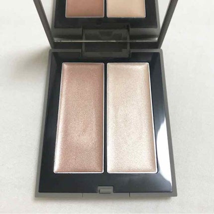 THREE シマリング グロー デュオ/THREE/クリームハイライトを使ったクチコミ(2枚目)