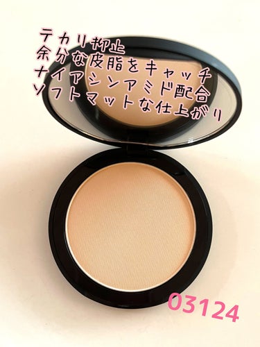 ソフトマット　アドバンスト　パーフェクティングパウダー/NARS/プレストパウダーを使ったクチコミ（2枚目）