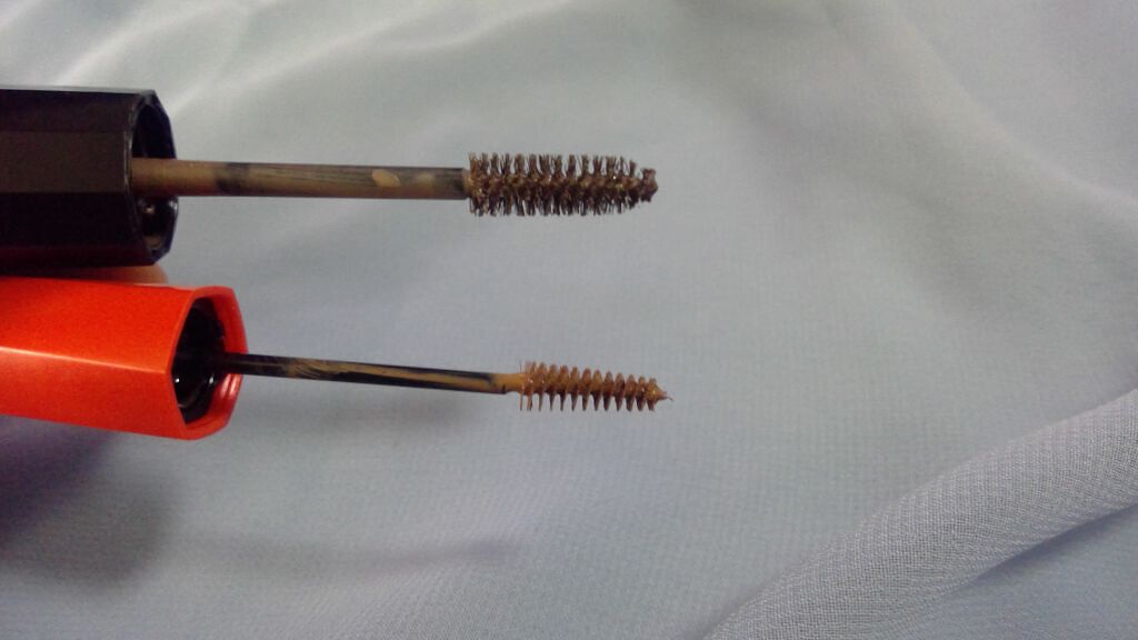 カラーリングアイブロウ/ヘビーローテーション/眉マスカラを使ったクチコミ（1枚目）