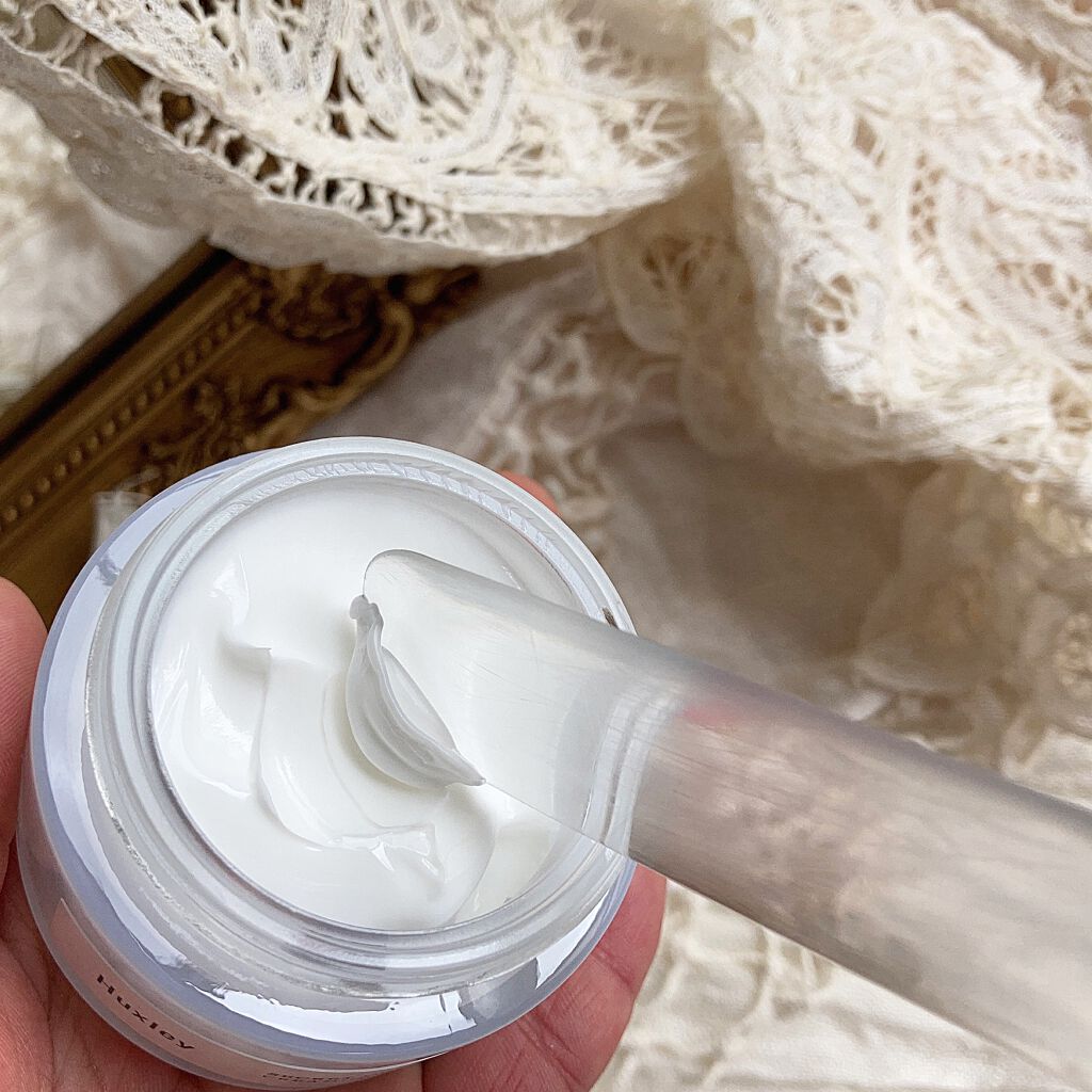 クリーム；グロウアウェイクニング/Huxley/フェイスクリームを使ったクチコミ（3枚目）