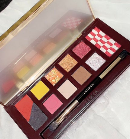 アリスドリームランドシリーズ 12色アイシャドウパレット(ZEESEA×大英博物館)/ZEESEA/アイシャドウパレットを使ったクチコミ(2枚目)