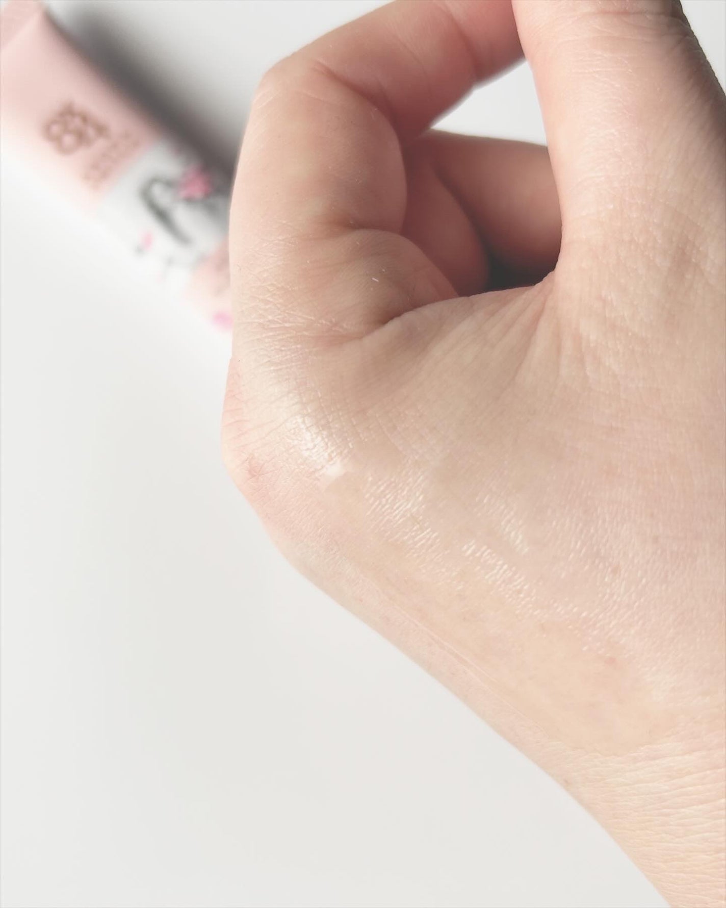 8x4 アロマスイッチ 涼感ネックジェル パリスブーケの香り/8x4/デオドラント・制汗剤を使ったクチコミ(3枚目)