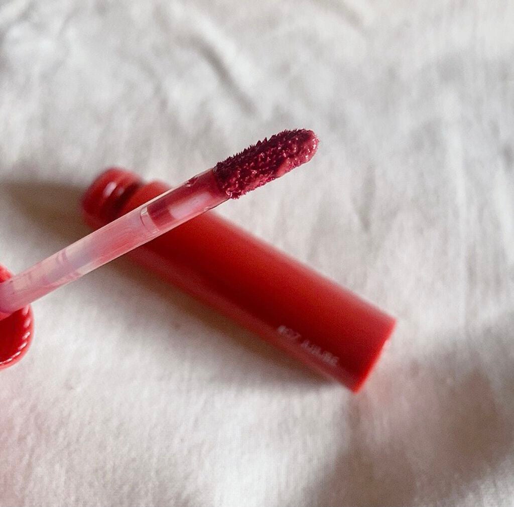 ジューシーラスティングティント/rom&nd/リップティントを使ったクチコミ(3枚目)