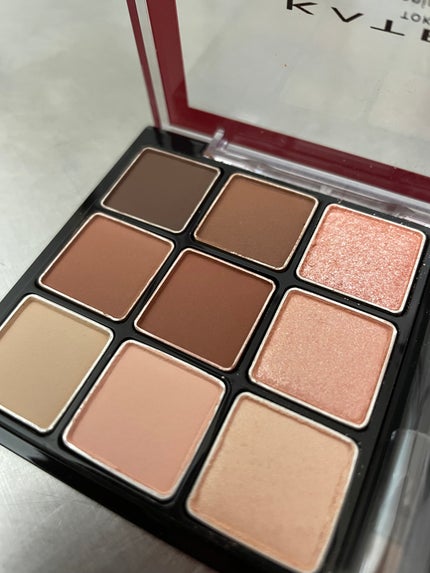 プランクトン on LIPS 「#ケイト 限定2023.12/16から限定発売ケイトと言えば若..」(3枚目)