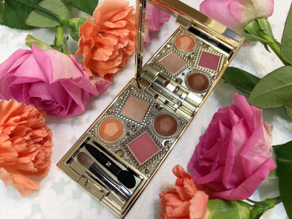 エレガンス ヌーヴェル アイズ/Elégance/アイシャドウパレットを使ったクチコミ(1枚目)