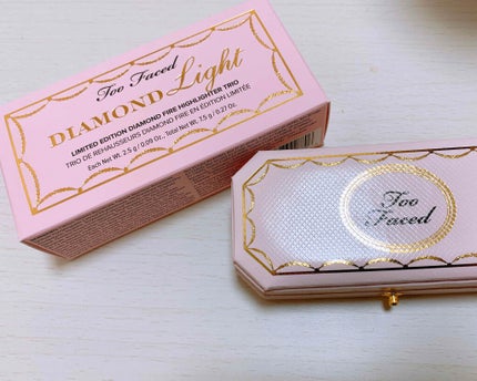 ダイヤモンドライト ハイライター ブラシ/Too Faced/メイクブラシを使ったクチコミ(2枚目)