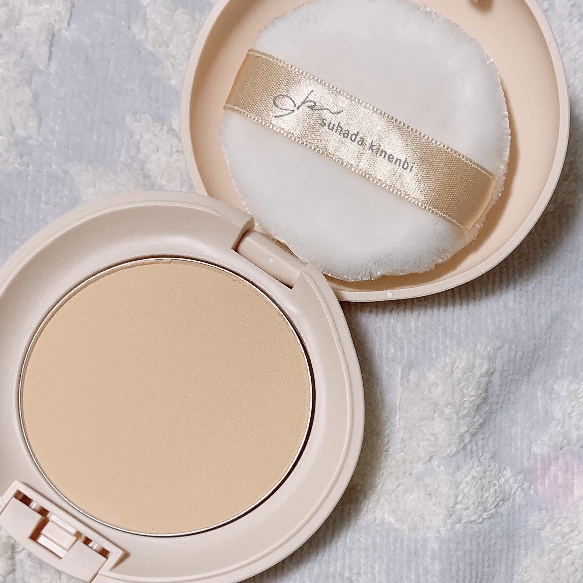 サナ　素肌記念日 スキンケアパウダー N 01 ヌードベージュ/素肌記念日/プレストパウダーを使ったクチコミ（3枚目）