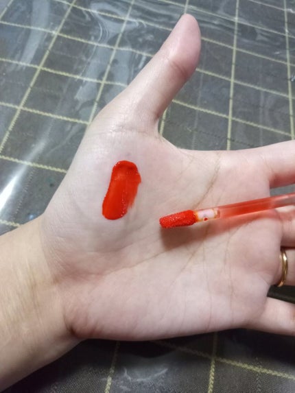 ミスティーベルベットティント/EGLIPS/リップティントを使ったクチコミ(2枚目)