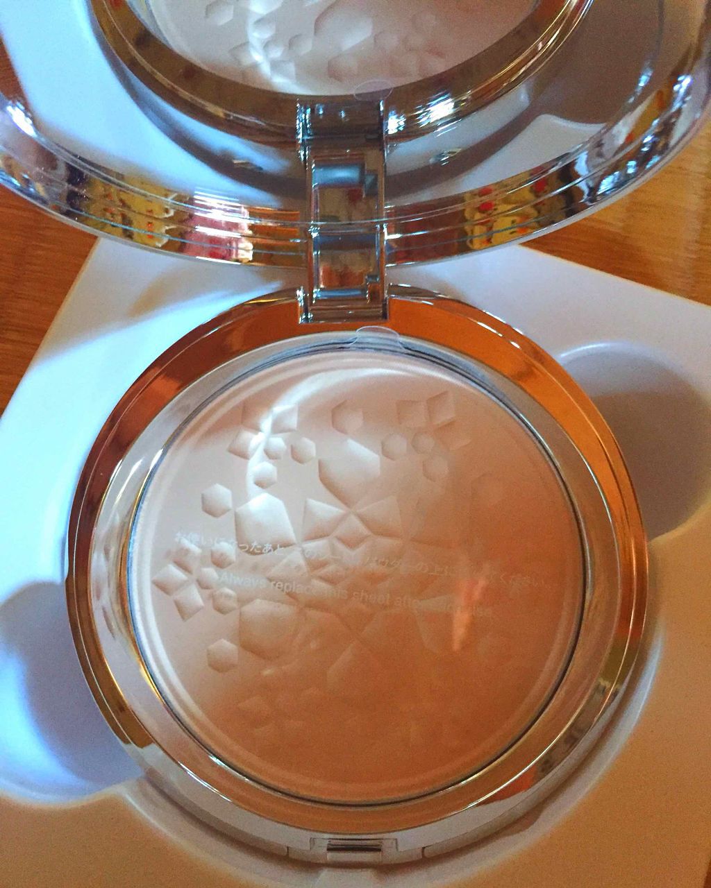 プレシャススノーⅢ/雪肌精/プレストパウダーを使ったクチコミ（3枚目）