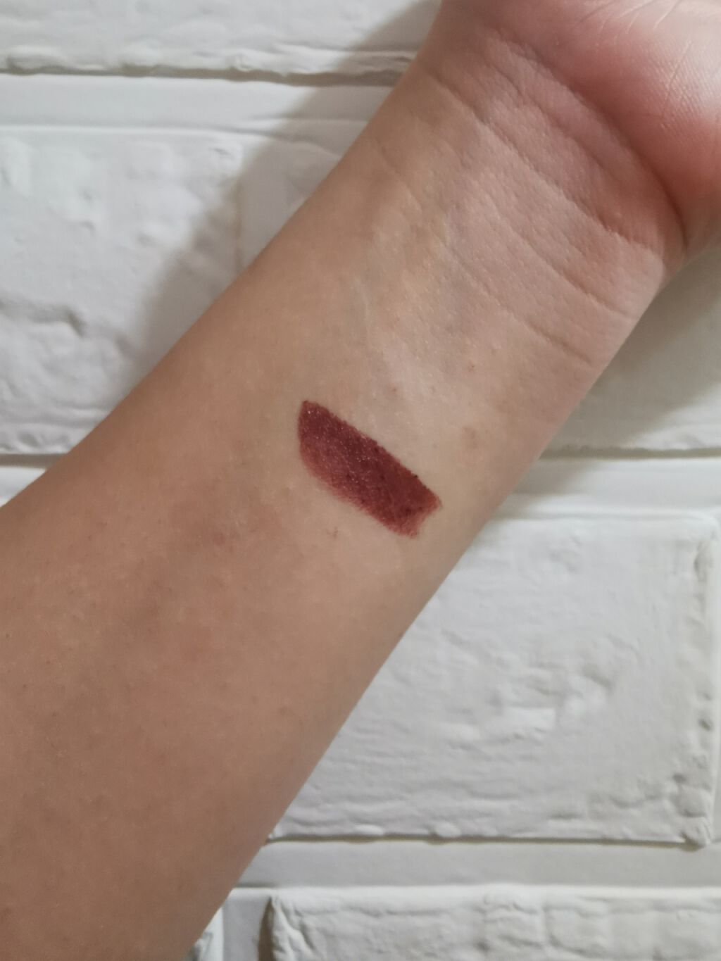 ラブ ミー リップスティック /M・A・C/口紅を使ったクチコミ（2枚目）