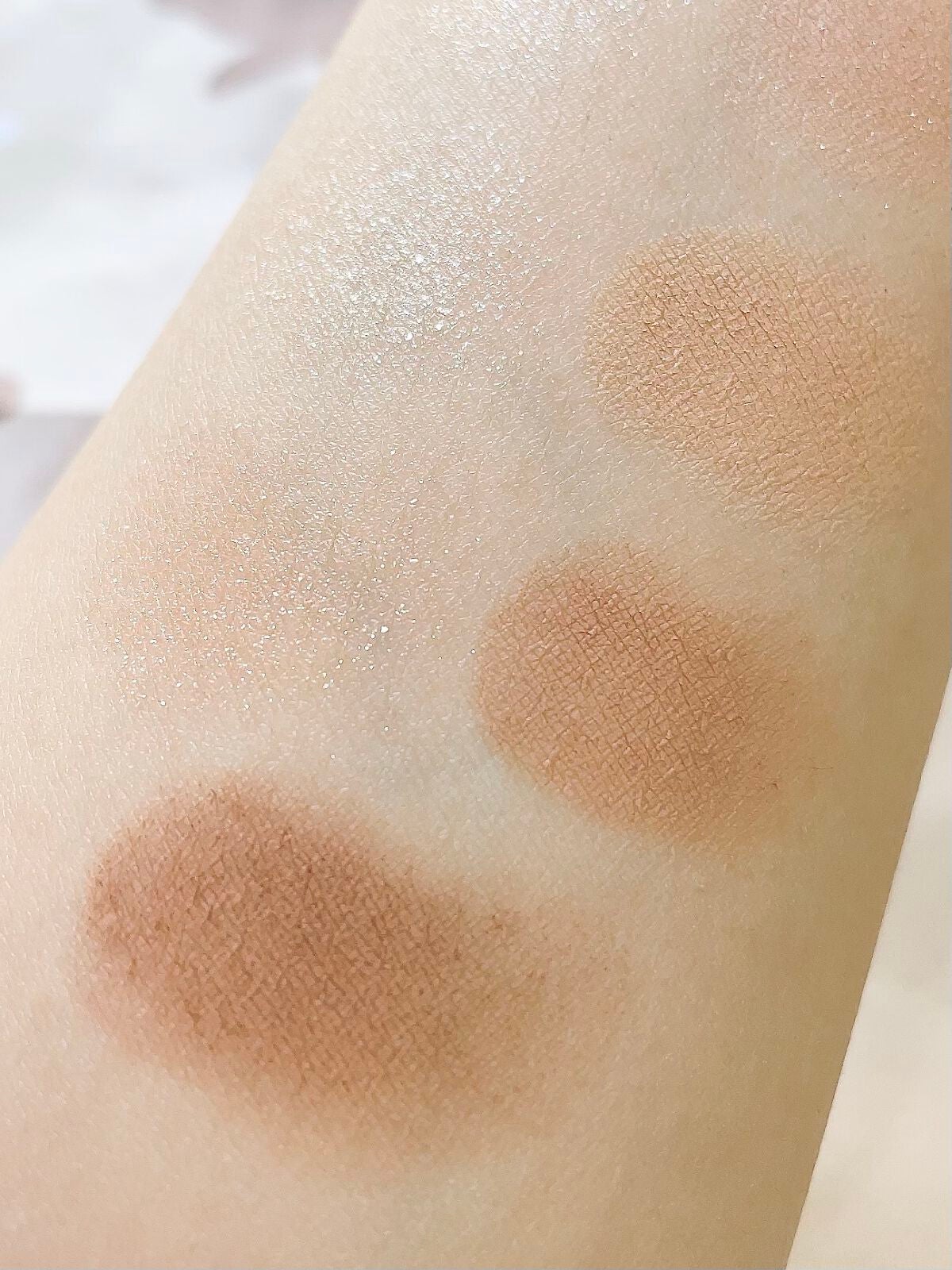 ごんす@YouTube始めました on LIPS 「《儚げメイクにオススメ❤︎》とっても淡い発色でナチュラルに可愛..」(6枚目)