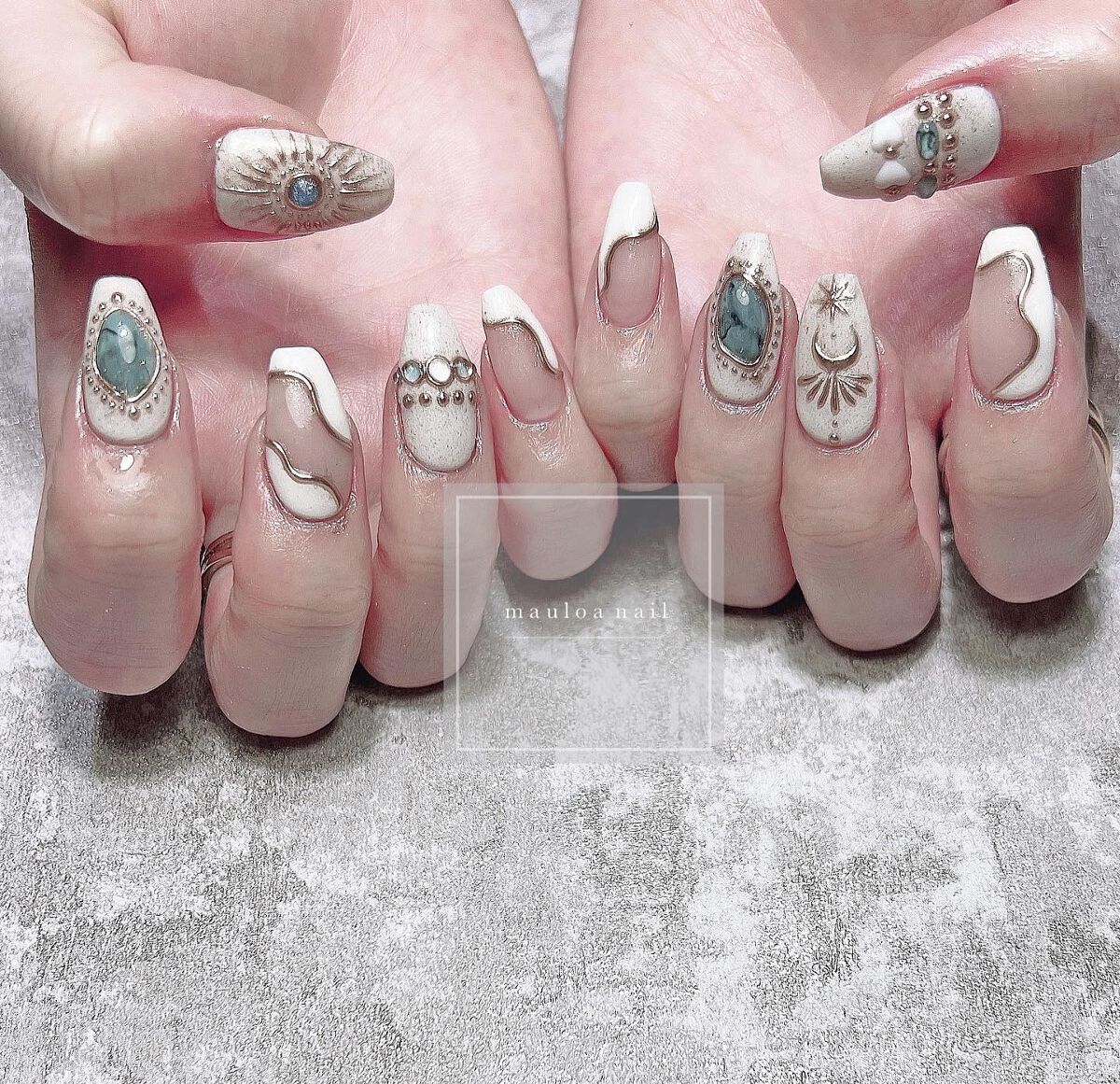 #ターコイズネイル,#ネイル,#アートネイル,#春ネイル,#ミラーアートネイル,#チークネイル,#フレンチネイル,#ピンクネイル,#ミラーネイル,#手書きアートネイル,#刺繍ネイル,#ミラーネイル,#ベビーピンクネイル,#春ネイル,#天王寺ネイルのネイルデザイン
