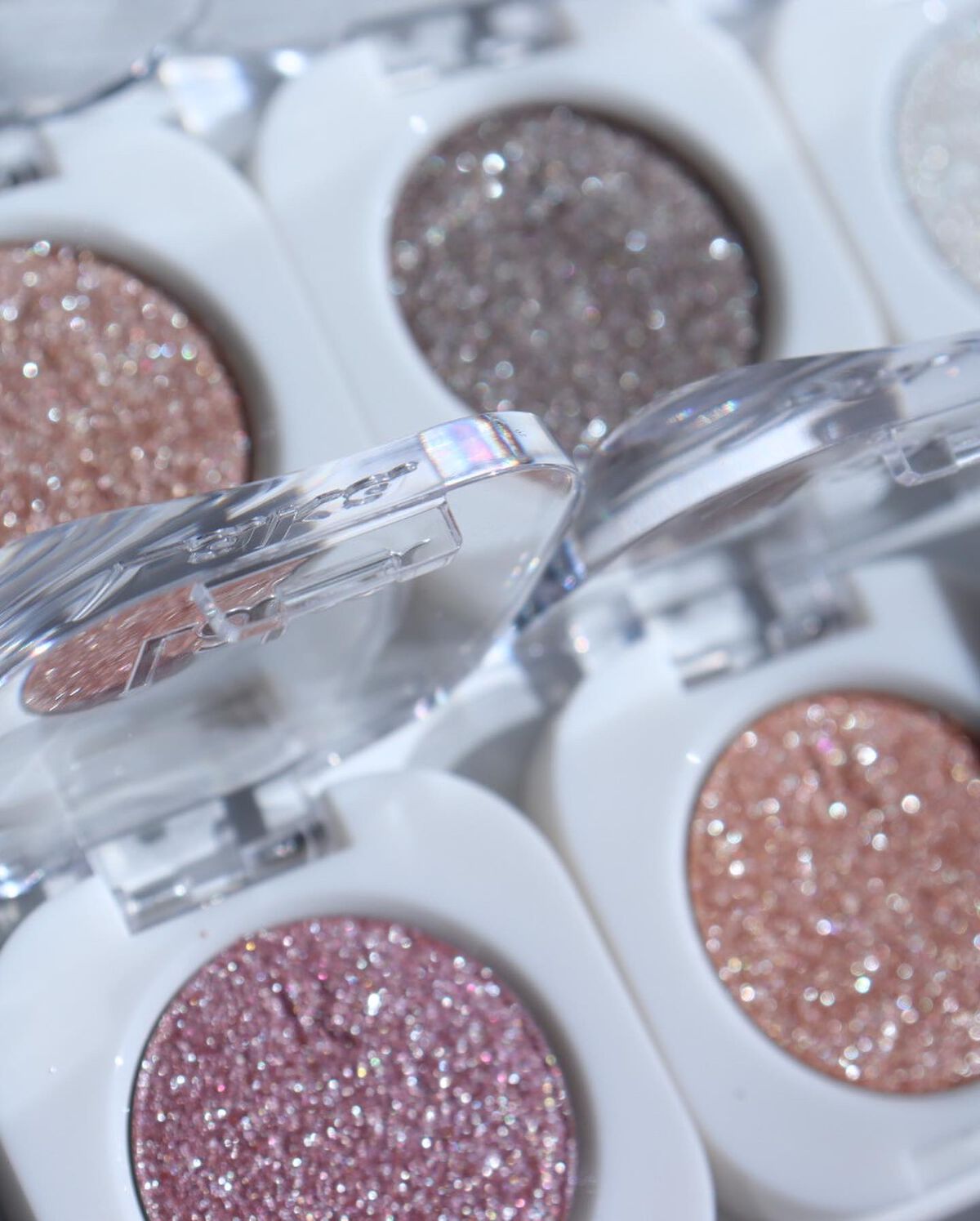 モノアイシャドウ/Laka/単色アイシャドウを使ったクチコミ(10枚目)