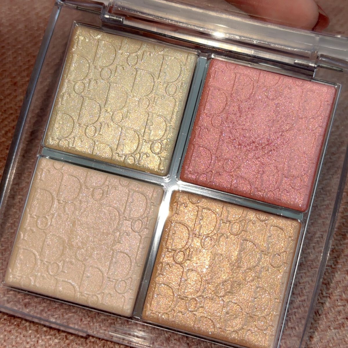 ディオール バックステージ フェイス グロウ パレット/Dior/ハイライトを使ったクチコミ（3枚目）
