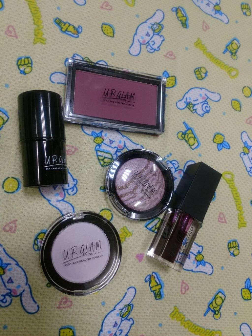 UR GLAM　EYE & CHEEK COLOR/U R GLAM/単色アイシャドウを使ったクチコミ（2枚目）