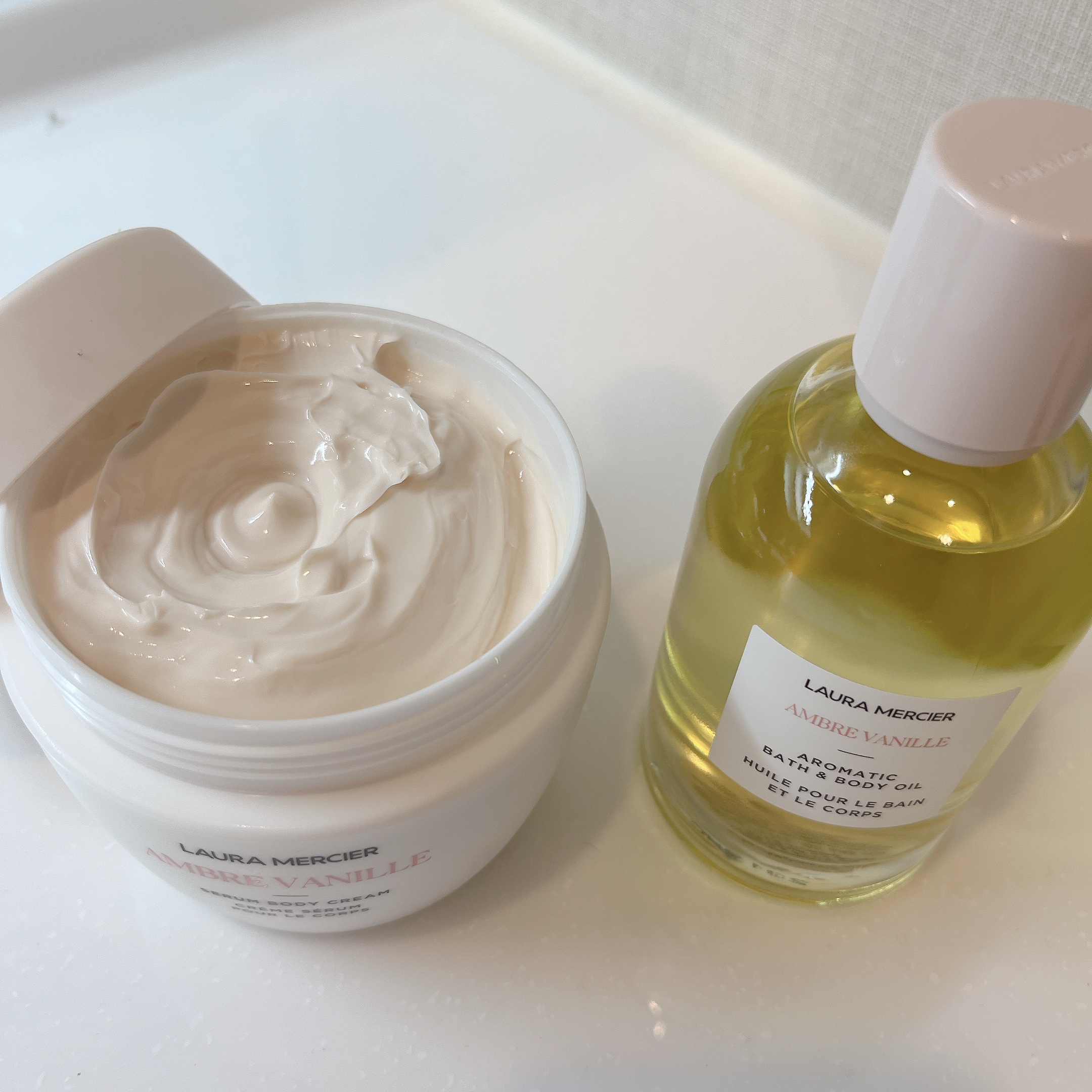アロマティック ボディ オイル アンバーバニラ/ローラ メルシエ/ボディオイルを使ったクチコミ（1枚目）