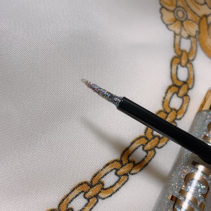 グリッターイルミネーションライナー/CipiCipi/リキッドアイライナーを使ったクチコミ(2枚目)