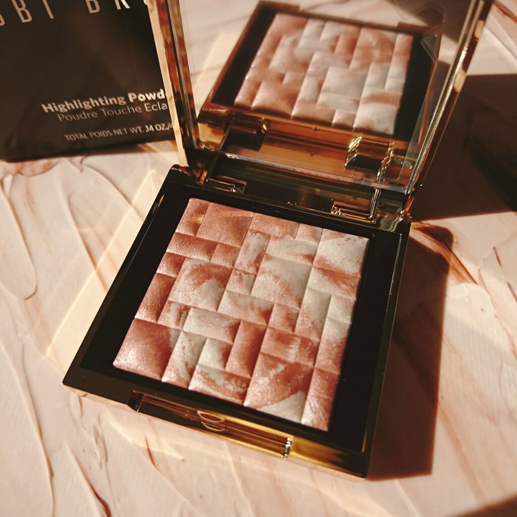 ハイライティング パウダー/BOBBI BROWN/パウダーハイライトを使ったクチコミ（1枚目）
