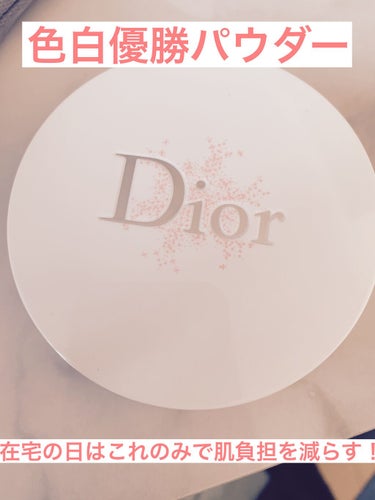 スノー パーフェクト ライト コンパクト ファンデーション 1N ニュートラル/Dior/パウダーファンデーションを使ったクチコミ（1枚目）