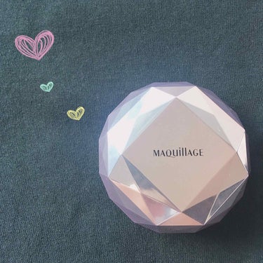 
MAQuillAGE デザインリメークパウダー シルキーピンクです🎶

最近の愛用品です。
まずはこの見た目！ダイヤモンドみたいで完全なるパケ買いでした！笑 小さい頃からピンクとかキラキラに弱いんです