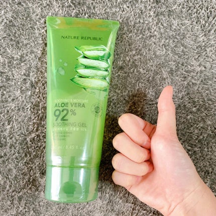 マイルド&モイスチャーアロエジェル/ネイチャーリパブリック/ボディローションを使ったクチコミ(2枚目)