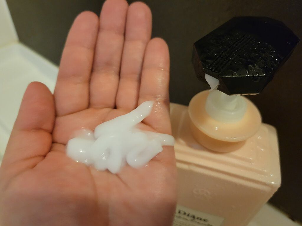 グラースローズの香り/シャンプー&トリートメント/ダイアン/市販シャンプーを使ったクチコミ(3枚目)