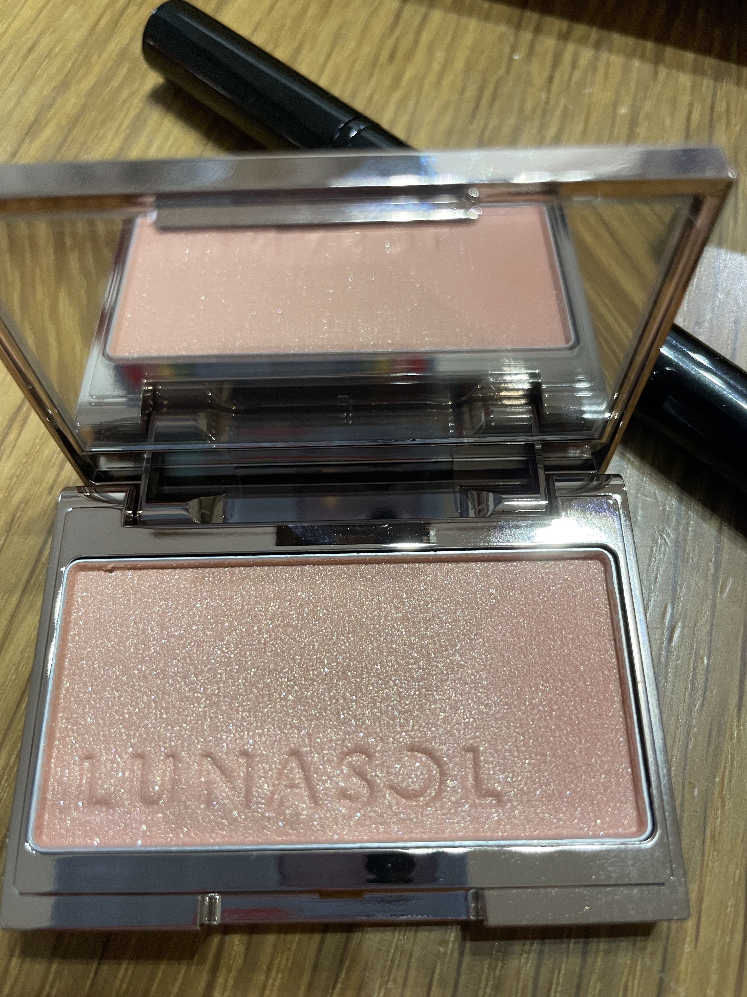 ルナソル カラーリングシアーチークス(グロウ) EX12 Tender Daylight(限定色)/LUNASOL/パウダーチークを使ったクチコミ（1枚目）