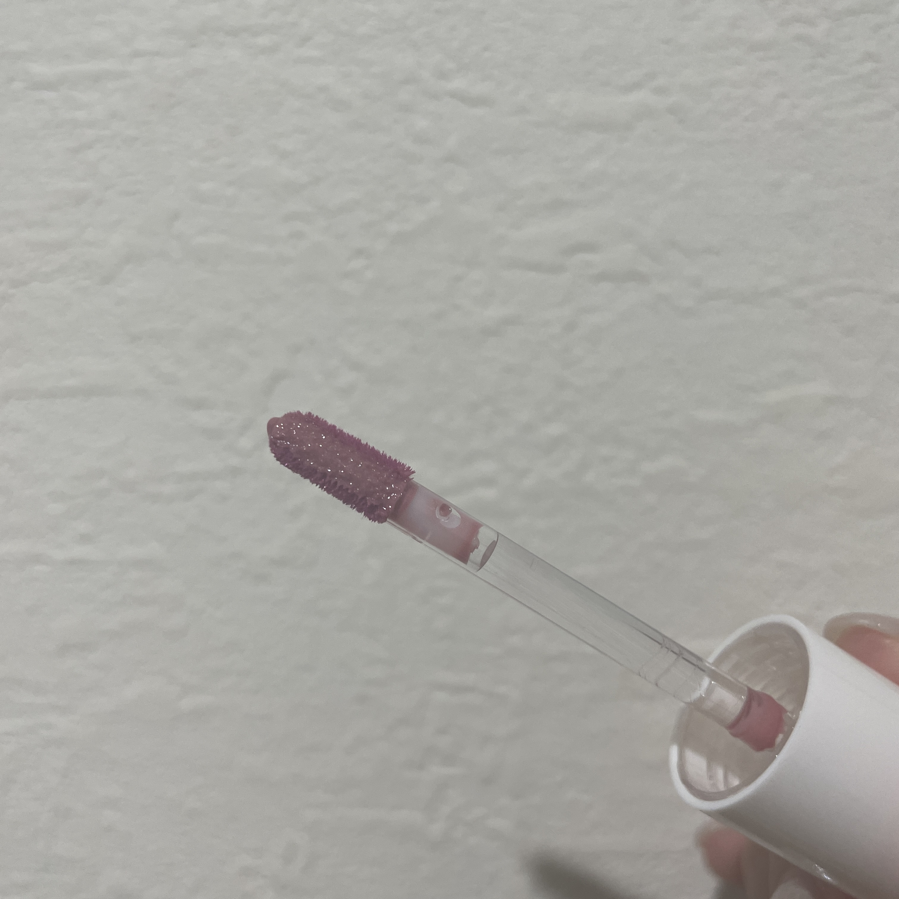 アップトゥーミー　ハグマイリップ　カラーロックプランパー 102 ポピーメロウ（限定色）/up2me/リッププランパーを使ったクチコミ（3枚目）