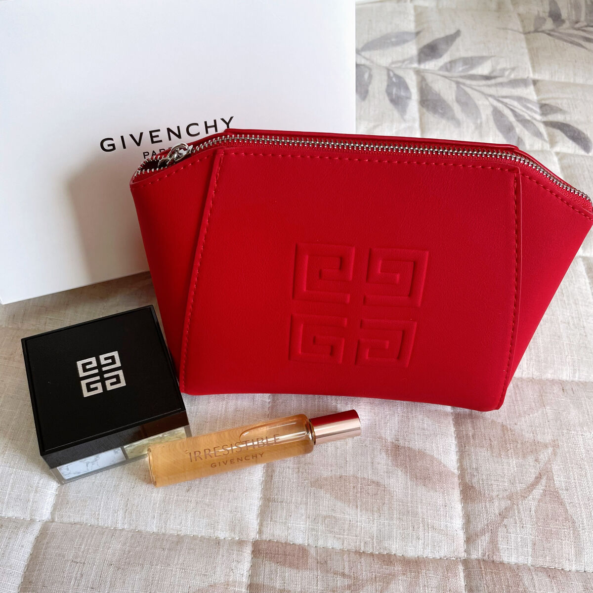 イレジスティブル オーデパルファム ロール オン/GIVENCHY/香水(レディース)を使ったクチコミ（3枚目）