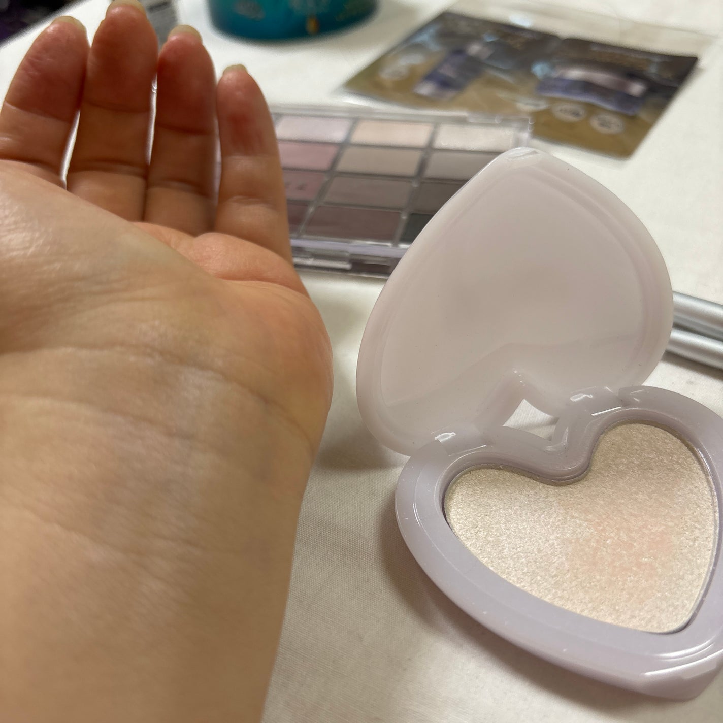 ラヴビーム グロウヴェール/lilybyred/パウダーハイライトを使ったクチコミ(1枚目)