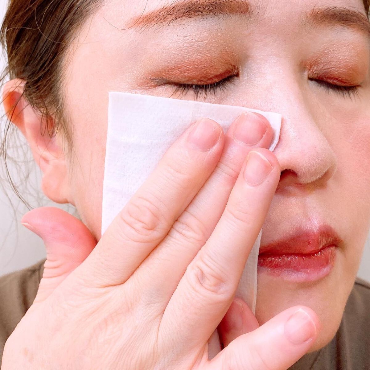 ビオレメイクの上からうるピタ肌持続シート/ビオレ/フェイスシートを使ったクチコミ(4枚目)