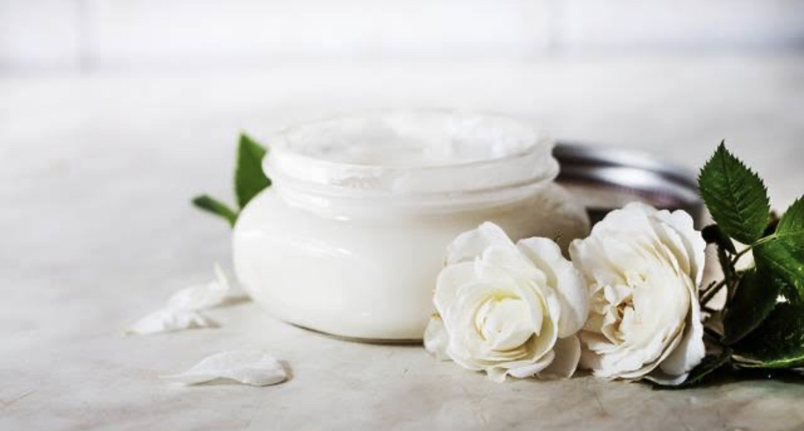 ラスティングモイスチャーアロマミルク  ピーチとアプリコットの香り/ジョンソンボディケア/ボディミルクを使ったクチコミ（1枚目）