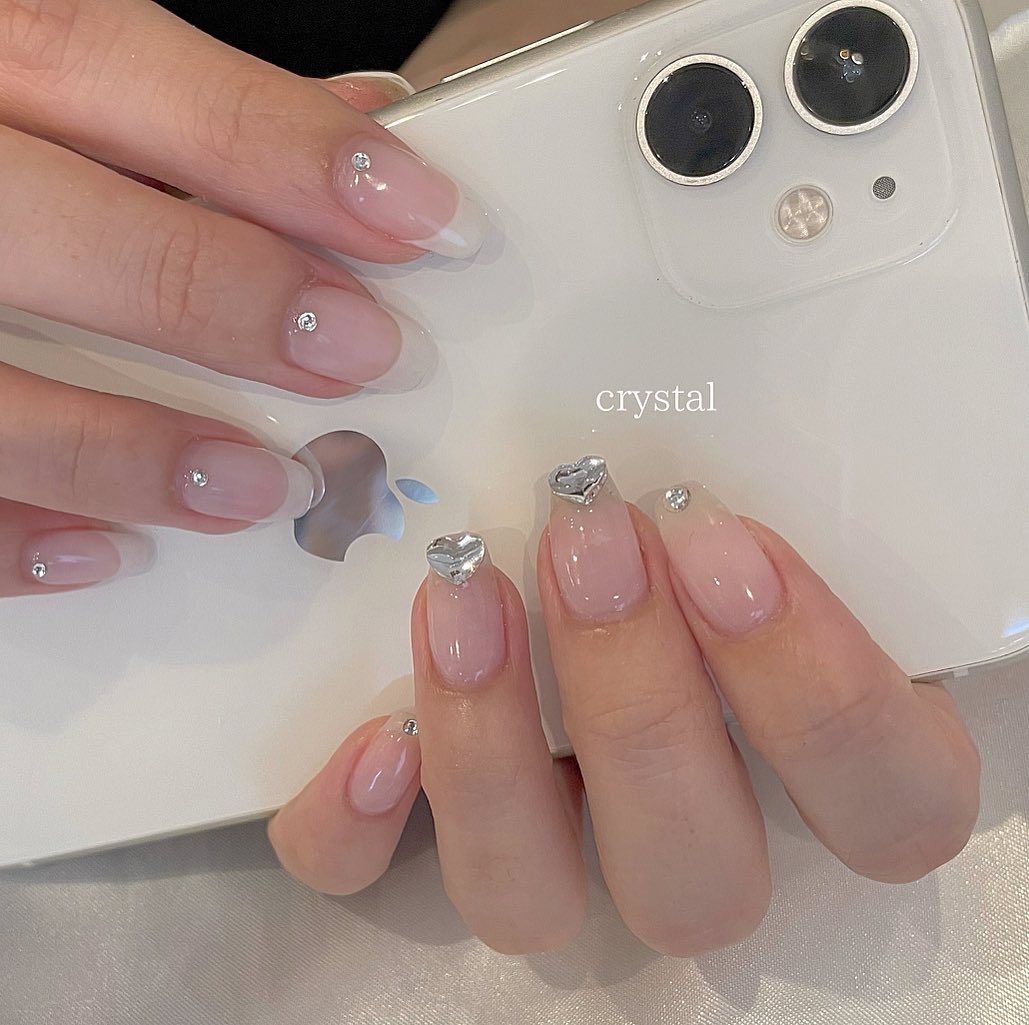 #福岡ネイル,#マグネットネイル,#オーロラネイル,#夏ネイル,#冬ネイル,#韓国ネイル,#クリアネイル,#ジェルネイル,#ショートネイル,#ニュアンスネイル,#天神ネイル,#シンプルネイル,#ミラーネイル,#大人ネイル,#オフィスネイル,#オーロラミラーネイル,#ショートネイル,#氷ネイル,#キラキラネイル,#フットネイル,#ウルウルネイル,#韓国風ネイル,#ラメネイルのネイルデザイン